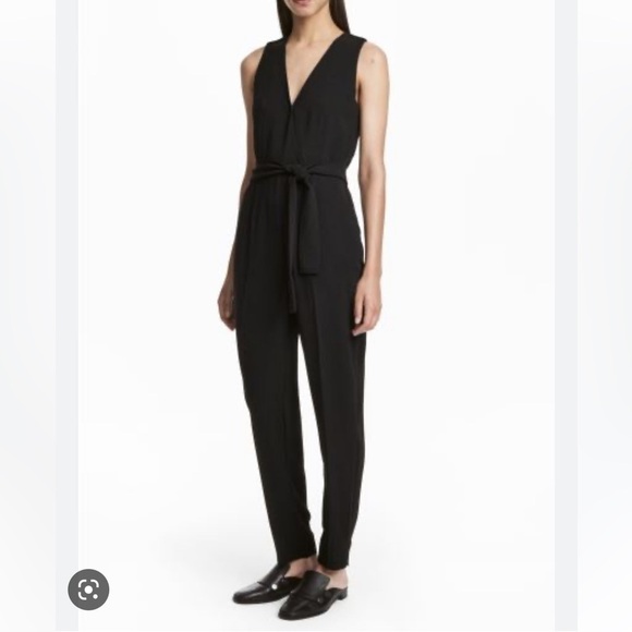 H & M black jumpsuit crossed front belted sleeveless Sz 4 - Picture 1 of 4
